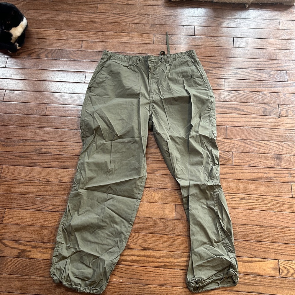 Uniqlo Men's Khaki Chinos